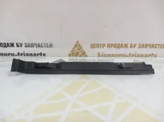 Дефлектор радиатора Hyundai IX35 2010-2013 291362Y000 LM ДО РЕСТАЙЛИНГ, правый