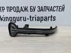 Повторитель поворота в зеркало BMW 3 2018-2022 63137498159 G20, левый