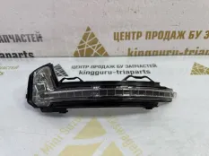 Повторитель поворота в зеркало Volkswagen Tiguan 2016-2020 5NA949101A 2 AD1 ДО РЕСТАЙЛИНГ, левый