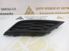 Решетка бампера Volkswagen Tiguan 2016-2020 5NA853666 2 AD1 ДО РЕСТАЙЛИНГ, передняя правая