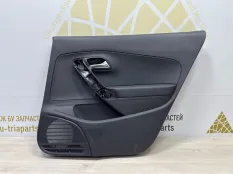 Обивка двери Volkswagen Polo 2015-2020 6RU867210 5 612 РЕСТАЙЛИНГ, задняя правая