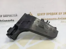 Кронштейн жалюзей воздуховода BMW 5 2020-2022 1149052XX G30 РЕСТАЙЛИНГ, правый