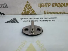 Ответная часть замка багажника Volkswagen Tiguan 2011-2017 3C0837033B 1 5N1 РЕСТАЙЛИНГ