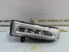 Фара противотуманная BMW X5 2019-2023 63177406366 G05, передняя правая