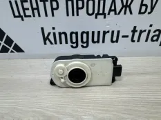 Моторчик жалюзей BMW X5 2019-2023 9464870 G05