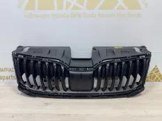 Решетка радиатора Skoda Octavia 2017-2020 5E0853653A A7 5E3 РЕСТАЙЛИНГ