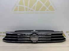 Решетка радиатора Volkswagen Passat 2014-2020 3G0853651H B8 3G1 ДО РЕСТАЙЛИНГ