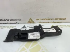Дефлектор радиатора MINI cooper Hatch 2013-2018 51747301610 F56 ДО РЕСТАЙЛИНГ, правый