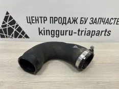 Патрубок интеркулера Skoda Octavia 2017-2020 5Q0145834 A7 5E3 РЕСТАЙЛИНГ