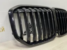 Решетка радиатора BMW X7 2019-2022 51138094566 G07