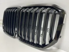 Решетка радиатора BMW X7 2019-2022 51138094566 G07
