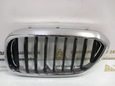 Решетка радиатора BMW 5 2017-2019 7383519 G30 ДО РЕСТАЙЛИНГ, левая