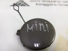 Заглушка буксировочного крюка MINI cooper Countryman 2016-2020 51129805941 2 F60 ДО РЕСТАЙЛИНГ, задняя левая