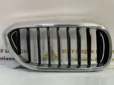 Решетка радиатора BMW 5 2017-2019 51137383520 G30 ДО РЕСТАЙЛИНГ, правая