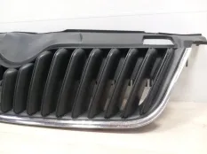 Решетка радиатора Skoda Fabia 2010-2014 5J0853668C 2 5J2 РЕСТАЙЛИНГ