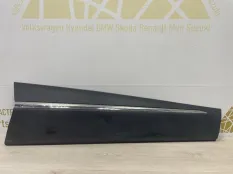 Молдинг двери Renault Kaptur 2016-2020 808204078R 1 H5_ ДО РЕСТАЙЛИНГ, передний правый