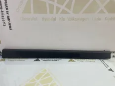 Молдинг двери BMW X1 2015-2019 51137352092 F48, передний правый