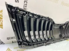Решетка радиатора Skoda Octavia 2017-2020 5E0853653C A7 5E3 РЕСТАЙЛИНГ, передняя