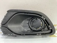 Решетка противотуманной фары Renault Logan 2014-2018 263363542R 2 L8 ДО РЕСТАЙЛИНГ, левая