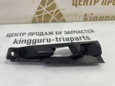 Кронштейн решетки радиатора Omoda C5 2022-2024 602002138AA T19C, правый