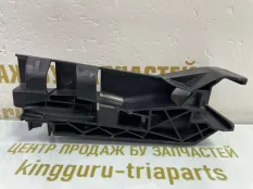Кронштейн жалюзей воздуховода BMW X5 2019-2023 K11596 G05, левый