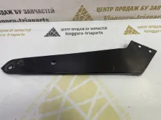 Кронштейн фары Volkswagen Passat 2014-2020 3G0805932 B8 3G1 ДО РЕСТАЙЛИНГ, правый