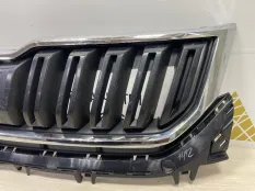 Решетка радиатора Skoda Kodiaq 2016-2022 565853653A 1 NS7 ДО РЕСТАЙЛИНГ