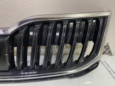 Решетка радиатора Skoda Octavia 2017-2020 5E0853653C A7 5E3 РЕСТАЙЛИНГ