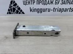 Кронштейн усилителя бампера Volkswagen Touareg 2020 4M0802038C 3 CR7 ДО РЕСТАЙЛИНГ DMVB 4.0 ДИЗЕЛЬ, передний правый