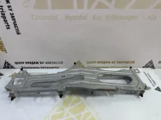 Кронштейн панели Volkswagen Touareg 2020 3F1919937 3 CR7 ДО РЕСТАЙЛИНГ DMVB 4.0 ДИЗЕЛЬ