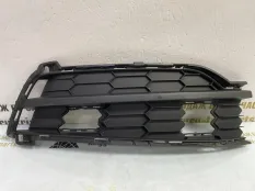 Решетка бампера Skoda Karoq 2017-2021 57A807368 1 NU7 ДО РЕСТАЙЛИНГ, передняя правая