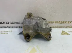 Кронштейн двигателя Volkswagen Touareg 2020 4M0199307BE 3 CR7 ДО РЕСТАЙЛИНГ DMVB 4.0 ДИЗЕЛЬ, левый