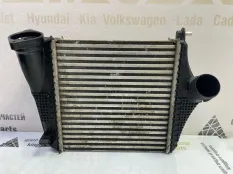 Радиатор интеркулера Volkswagen Touareg 2020 4M0145803BN 3 CR7 ДО РЕСТАЙЛИНГ DMVB 4.0 ДИЗЕЛЬ, левый