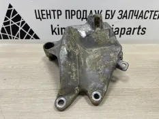 Кронштейн опоры двигателя Volkswagen Touareg 2020 4M0199308BE 3 CR7 ДО РЕСТАЙЛИНГ DMVB 4.0 ДИЗЕЛЬ