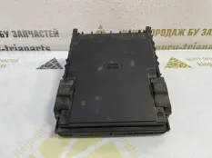 Крышка блока предохранителей Volkswagen Tiguan 2014 1K0937132F 1 5N1 РЕСТАЙЛИНГ CFFB 2.0 TDI