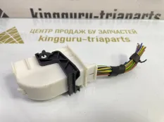 Разъем блока комфорта Volkswagen Tiguan 2014 1K0937702E 1 5N1 РЕСТАЙЛИНГ CFFB 2.0 TDI