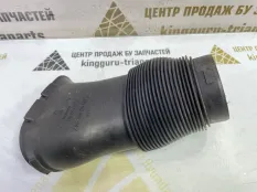 Воздухозаборник Volkswagen Transporter 2009-2015 7H0129647 T5 РЕСТАЙЛИНГ