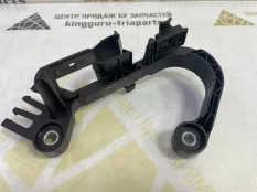Кронштейн стартера Volkswagen Tiguan 2014 5N0971858D 1 5N1 РЕСТАЙЛИНГ CFFB 2.0 TDI
