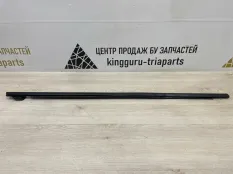 Уплотнитель стекла двери Volkswagen Polo 2009-2015 6RU837478A 5 612 ДО РЕСТАЙЛИНГ, передний правый