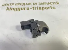 Кнопка стеклоподъемника Volkswagen Tiguan 2014 5K0959855 1 5N1 РЕСТАЙЛИНГ CFFB 2.0 TDI, задняя