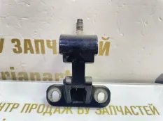 Петля крышки багажника Volkswagen Touareg 2020 8V3827299C 3 CR7 ДО РЕСТАЙЛИНГ DMVB 4.0 ДИЗЕЛЬ