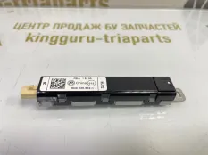 Усилитель антенны Volkswagen Tiguan 2014 5N0035552K 1 5N1 РЕСТАЙЛИНГ CFFB 2.0 TDI, задний правый