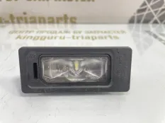 Подсветка номера Volkswagen Touareg 2020 5NA943021 3 CR7 ДО РЕСТАЙЛИНГ DMVB 4.0 ДИЗЕЛЬ