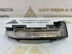 Повторитель поворота Volkswagen Touareg 2020 760949102 3 CR7 ДО РЕСТАЙЛИНГ DMVB 4.0 ДИЗЕЛЬ, левый