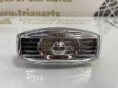 Повторитель поворота в крыло Chevrolet Cruze 2008-2012 95931770 1 J300 ДО РЕСТАЙЛИНГ СЕДАН