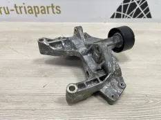 Кронштейн генератора Volkswagen Touareg 2020 057903143L 3 CR7 ДО РЕСТАЙЛИНГ DMVB 4.0 ДИЗЕЛЬ