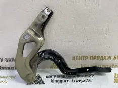 Петля капота Skoda Karoq 2017-2021 57A823301 1 NU7 ДО РЕСТАЙЛИНГ, левая