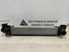 Радиатор интеркуллера BMW X1 2015-2019 17517617597 F48