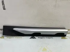 Молдинг двери BMW X3 2017-2021 51137442802 G01 ДО РЕСТАЙЛИНГ, задний правый