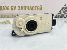 Моторчик жалюзей BMW 5 2020-2022 9881646 G30 РЕСТАЙЛИНГ